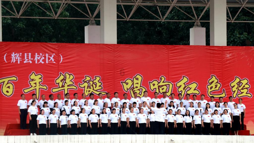 智慧问答网页-撞衫算什么,娱乐圈这些撞脸王们才叫亮瞎了眼精选